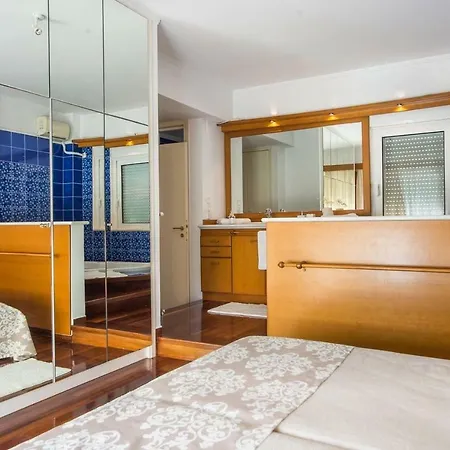וילה Unique House By The Sea פאטרה